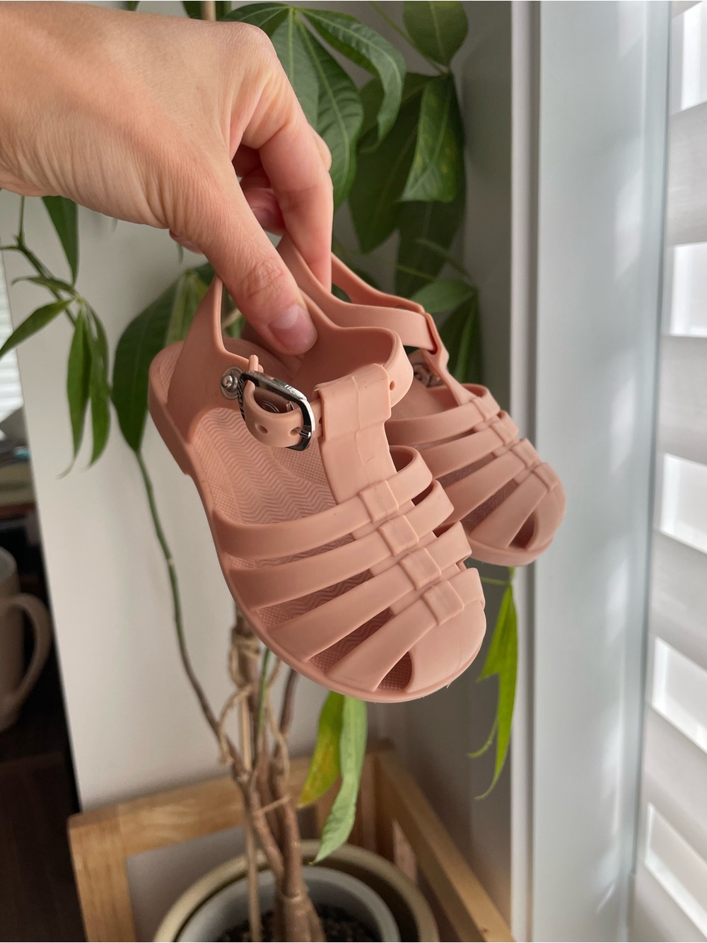 Liewood pink plastic baby sandals